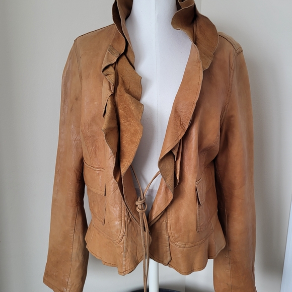 Women's Tan Ruffle Leather Jacket - Picture 8 of 14